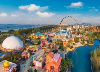 Theme parks enjoy bright prospects as sector matures