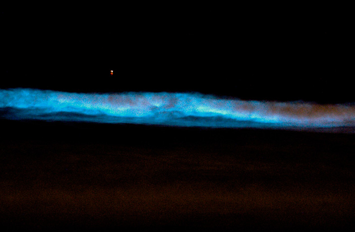 WATCH: Bioluminescent Waves Light Up Sanya Surfer