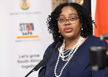 Kubayi-Ngubane pleads with Presidency to improve comms around vaccine rollout