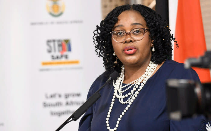 Kubayi-Ngubane pleads with Presidency to improve comms around vaccine rollout