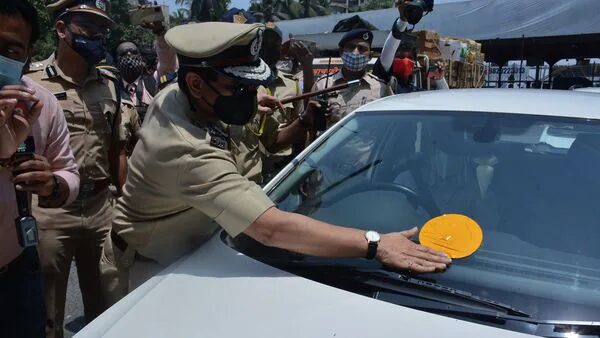 Mumbai Police withdraws colour coded stickers for vehicles e pass still needed - Travel News, Insights & Resources.