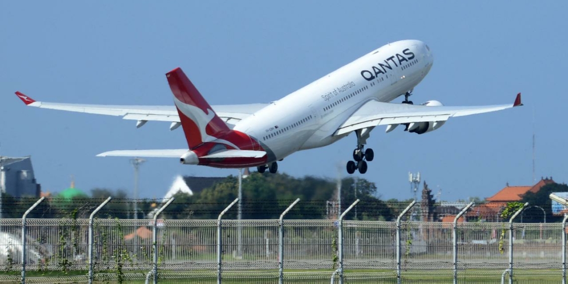 Qantas reveals new date for overseas travel - Travel News, Insights & Resources.