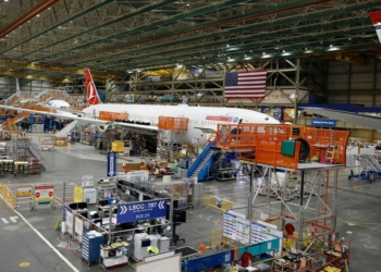 WSJ News Exclusive Boeings Delivery of New 787 Dreamliners - Travel News, Insights & Resources.