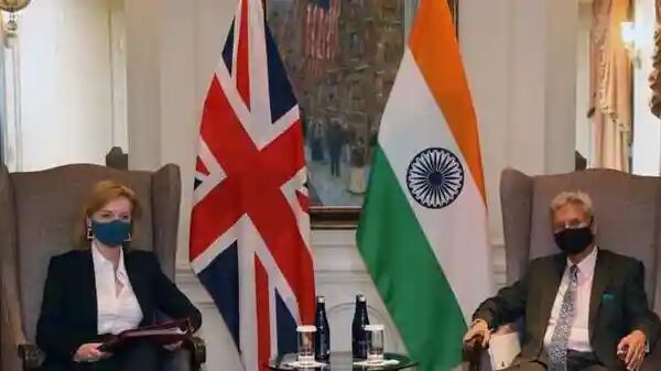 British Foreign Secretary Elizabeth Truss and External Affairs Minister S Jaishankar. (@DrSJaishankar)