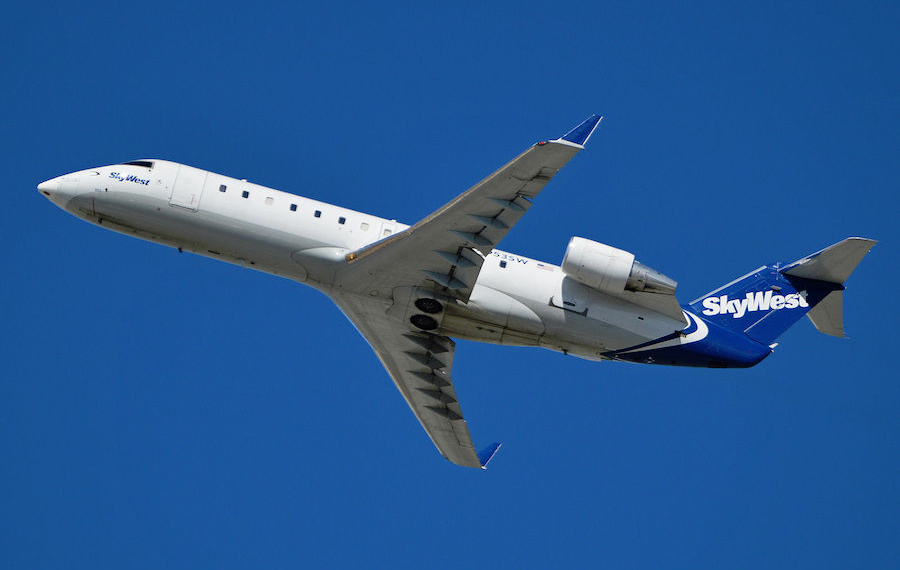 SkyWest Experiences Mass Cancellations Following System Outage – AirlineGeekscom - Travel News, Insights & Resources.