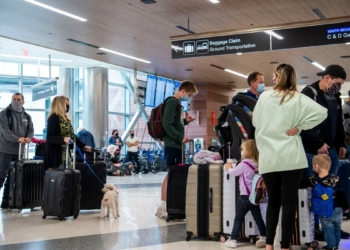 The holidays are here Air travel queues up for biggest - Travel News, Insights & Resources.