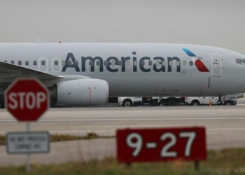 Elderly Brooklyn couple sues American Airlines after being ejected over - Travel News, Insights & Resources.