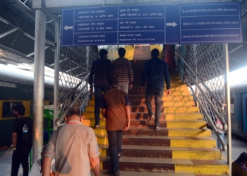 35 new sign boards installed at Pune railway station - Travel News, Insights & Resources.