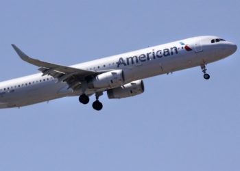 American Airlines Black Lives Matter Si Lets Go Brandon No - Travel News, Insights & Resources.