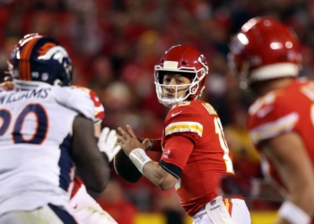 Saturday Afternoon Football Kansas City Chiefs @ Denver Broncos Live - Travel News, Insights & Resources.