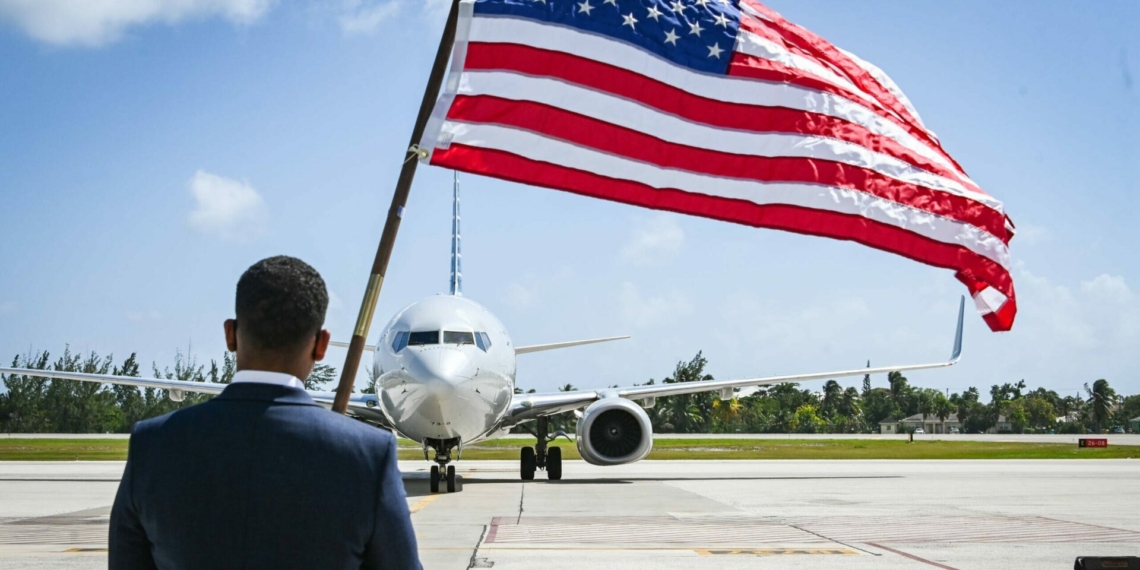 American Airlines resumes flights to Cayman after two years - Travel News, Insights & Resources.