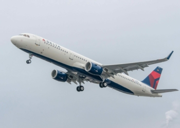 Delta Airbus A321 Ends Up In The Grass After Landing scaled - Travel News, Insights & Resources.