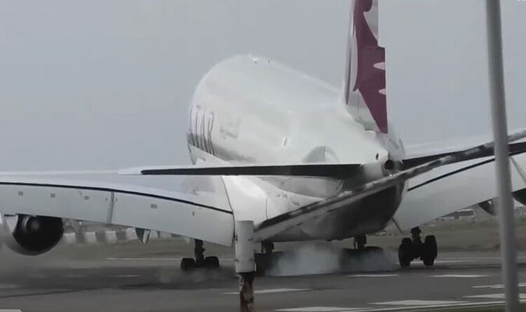 Qatar Airways plane sparks Twitter frenzy after landing on 3rd - Travel News, Insights & Resources.