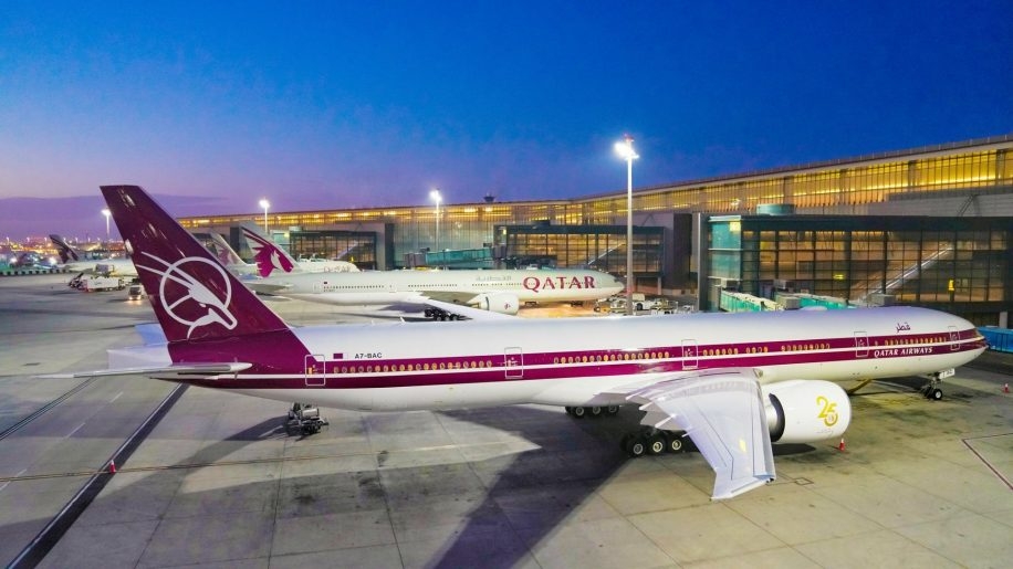 Qatar Airways unveils retro livery to celebrate 25th anniversary – - Travel News, Insights & Resources.