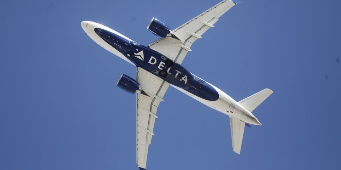 Black woman accuses Delta of booting her to the back - Travel News, Insights & Resources.