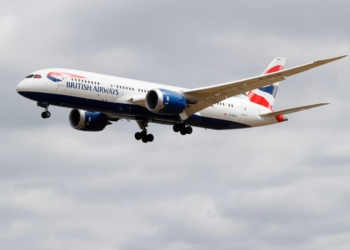 British Airways pilots sue airline for ‘strained necks - Travel News, Insights & Resources.