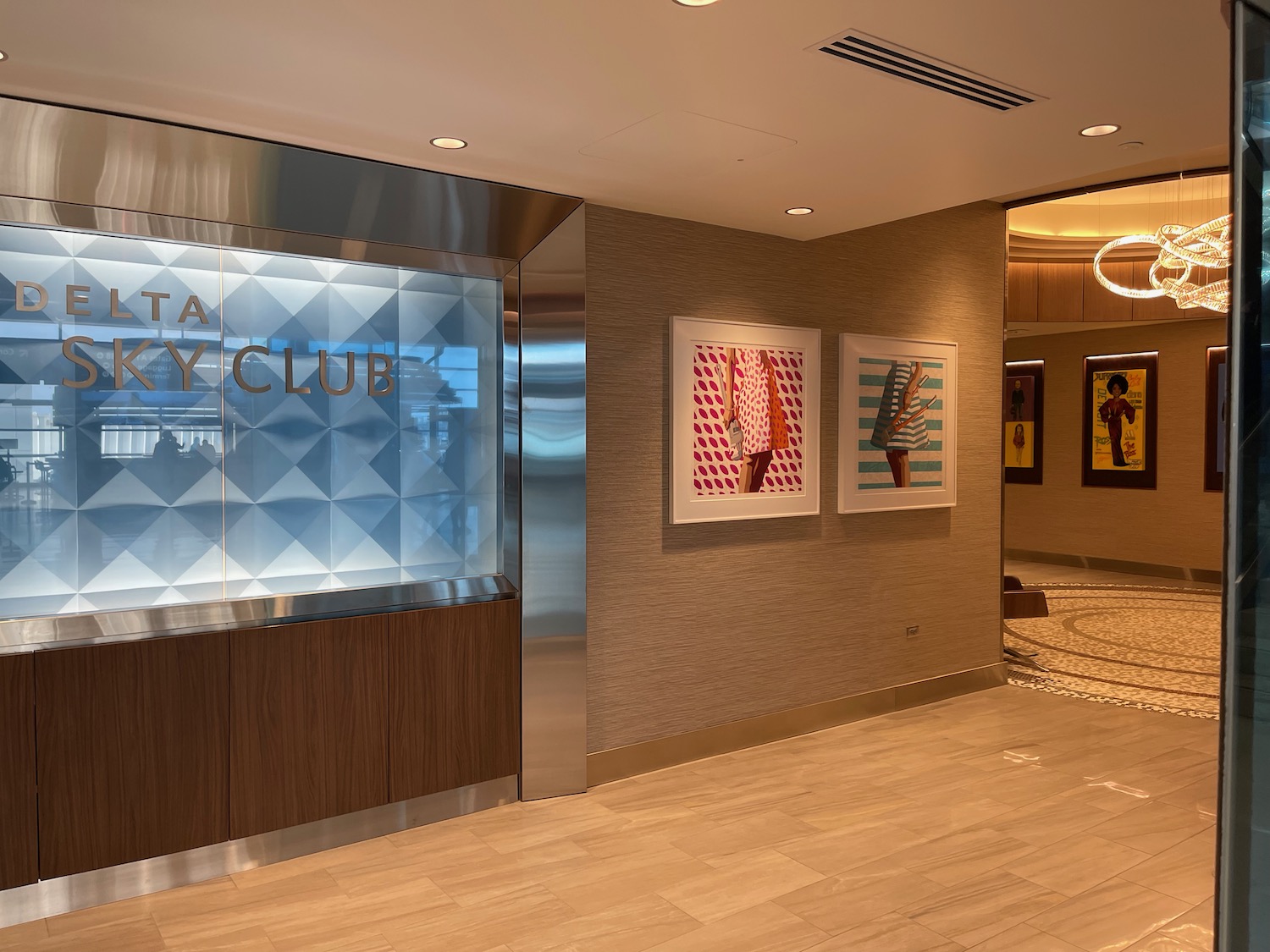 Delta Sky Club Detroit A43 Review 33 - Travel News, Insights & Resources.