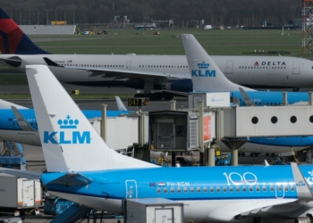 Delta and KLM sued for alleged antisemitic discrimination by group - Travel News, Insights & Resources.