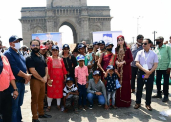 JK Tourism Dept carries out promotional campaign at Gateway of - Travel News, Insights & Resources.