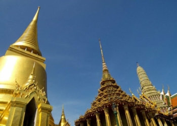 Thailand to ease COVID-19 travel restrictions to spur busy tourism season