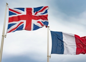 UK France Drop All Entry Requirements For Most American Visitors - Travel News, Insights & Resources.