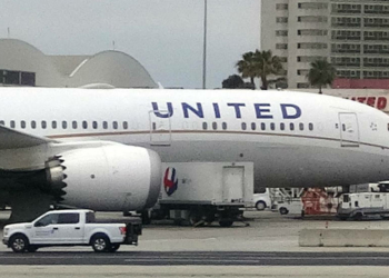 United Airlines letting unvaccinated employees return to work - Travel News, Insights & Resources.