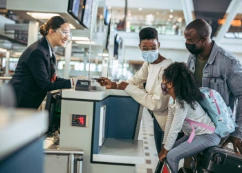 Delta Air Lines Is Blocking Off Rows for Families Now - Travel News, Insights & Resources.