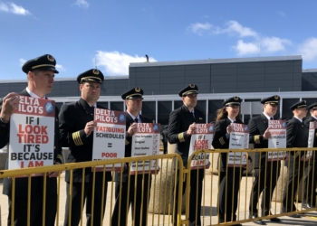 Delta Air Lines pilots picket at MSP for improved schedules - Travel News, Insights & Resources.