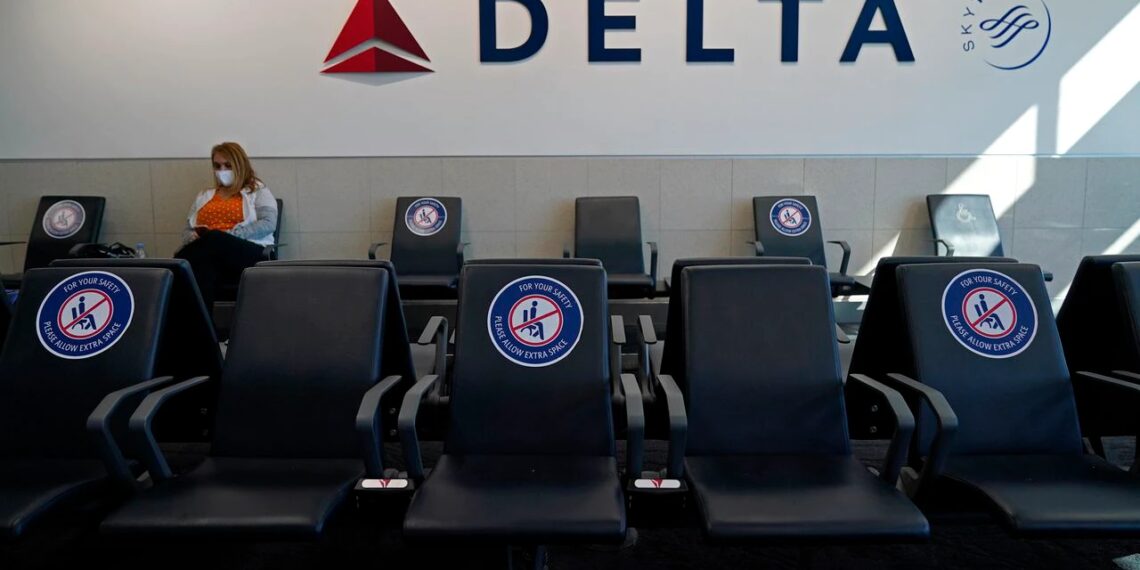 Delta will pay flight attendants during boarding a first among - Travel News, Insights & Resources.