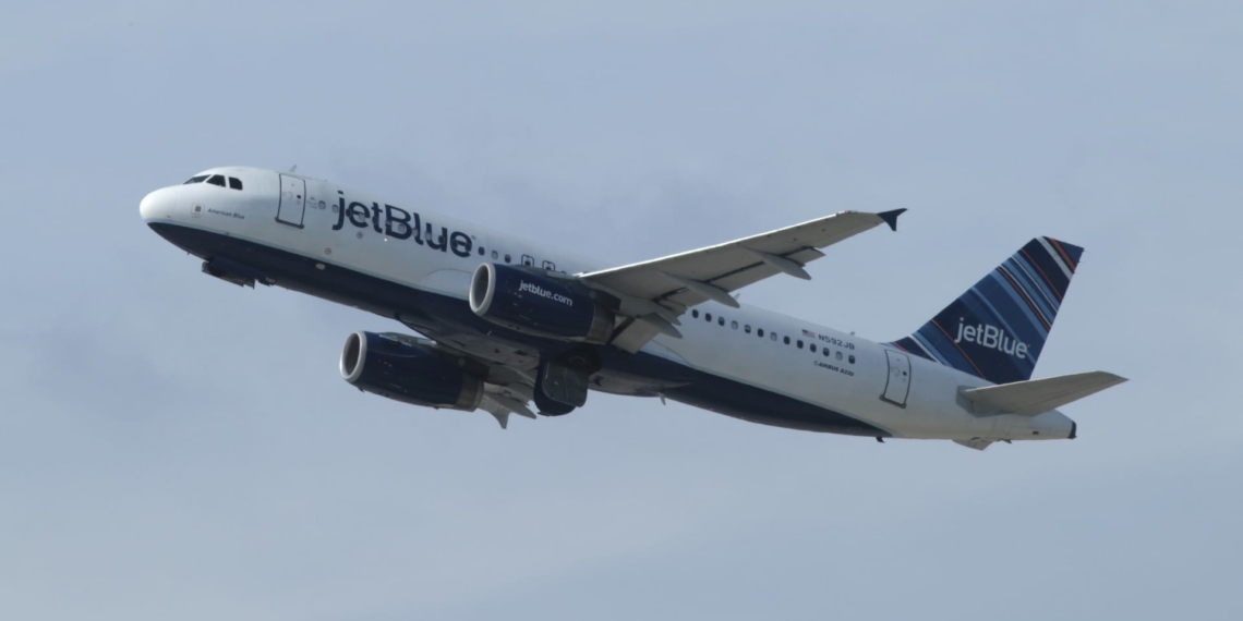 JetBlue offers flight attendants 1000 attendance bonuses for spring travel - Travel News, Insights & Resources.