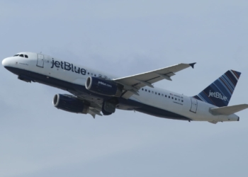 JetBlue offers flight attendants 1000 attendance bonuses for spring travel - Travel News, Insights & Resources.