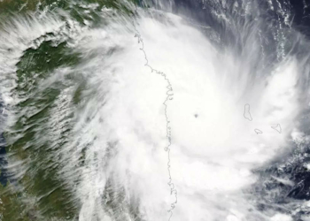 Cyclone Asani 23 flights cancelled in Andhras Visakhapatnam 10 in - Travel News, Insights & Resources.