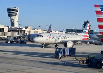 An American Airlines passenger drove 45 minutes to choose his - Travel News, Insights & Resources.