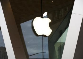 Apple workers vote to unionize at Maryland store - Travel News, Insights & Resources.