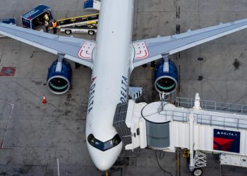 Delta A321neo lifts off on inaugural flight from Boston - Travel News, Insights & Resources.