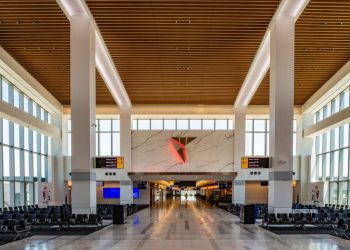 Delta debuts dazzling Terminal C facility at New Yorks LaGuardia - Travel News, Insights & Resources.