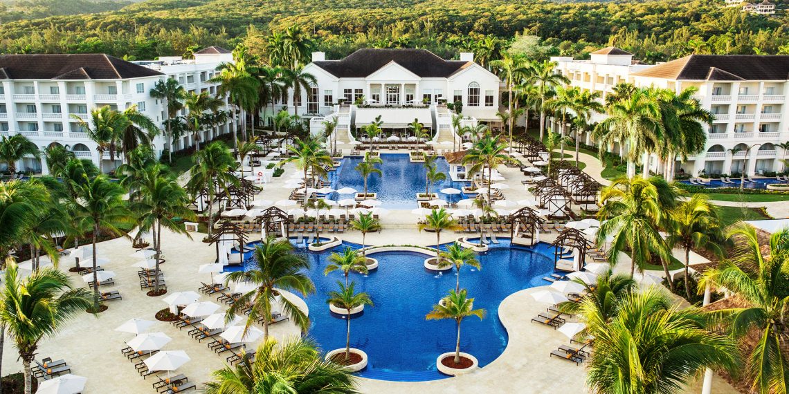 Hyatt Sees Path to Rapid Growth in All Inclusive Resorts - Travel News, Insights & Resources.