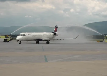 Roanoke Blacksburg Regional Airport celebrates inaugural Delta Air Lines flight from - Travel News, Insights & Resources.