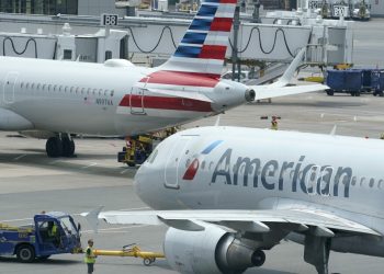 A scheduling glitch temporarily canceled thousands of American Airlines flights - Travel News, Insights & Resources.