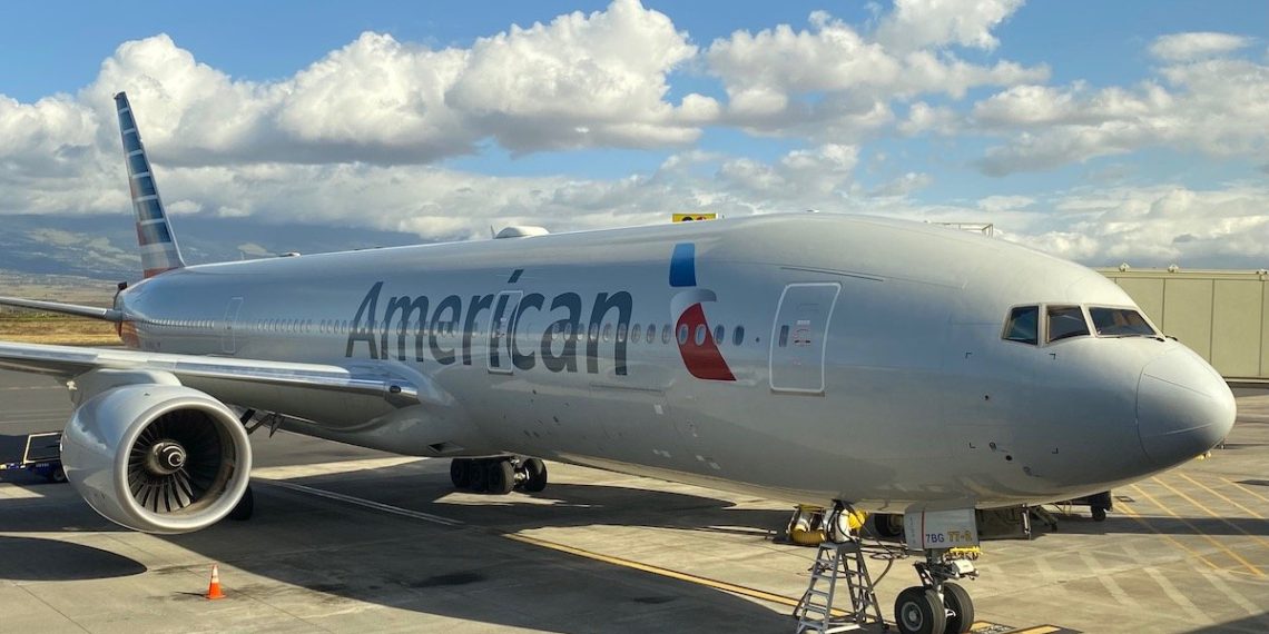 American Airlines Passenger Steals 10K Inflight - Travel News, Insights & Resources.