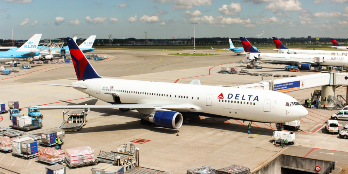 Delta Flies 1000 Lost Bags On Empty Flight Heres What - Travel News, Insights & Resources.