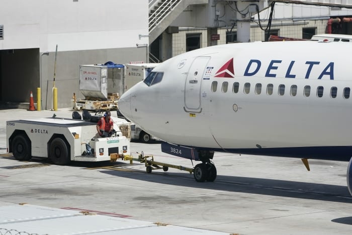 Delta flew 1000 lost bags from London to Detroit after - Travel News, Insights & Resources.