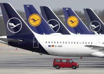 German strike forces Lufthansa to cancel hundreds of flights.jpgw1200h800modecrop - Travel News, Insights & Resources.