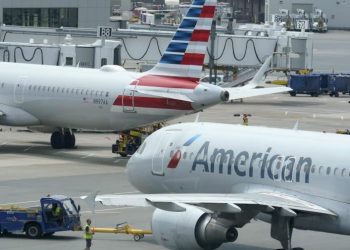 Glitch in American Airlines platform lets pilots drop thousands of - Travel News, Insights & Resources.