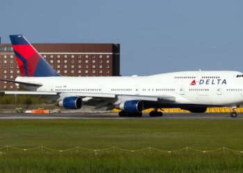 How to get the limited edition Boeing 747 Delta Reserve card - Travel News, Insights & Resources.