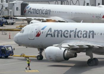 Mother Says American Airlines Lost Her Daughter 12 at Miami - Travel News, Insights & Resources.