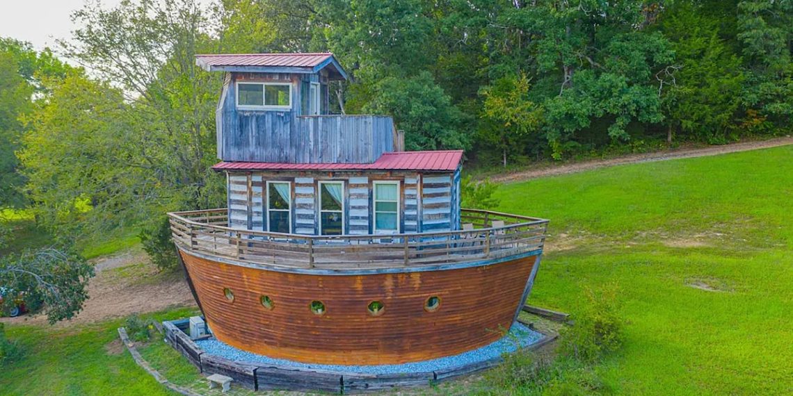 1660149289 This Ark Airbnb is an Easy Day Trip from Missouri - Travel News, Insights & Resources.