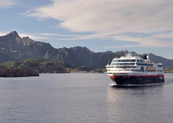 Hurtigruten partners with Traveltek to expand trade distribution - Travel News, Insights & Resources.