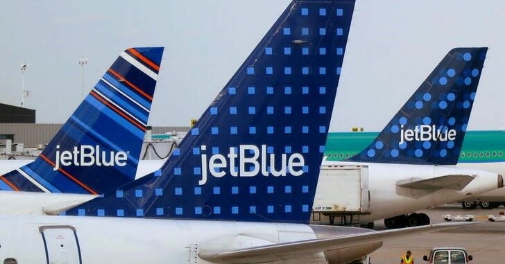 JetBlue flight attendants settle Calif wage row for 36 mln - Travel News, Insights & Resources.