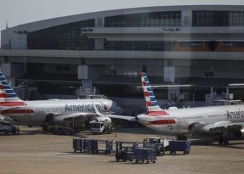 Unexpected storms diverted 100 American Airlines flights and sparked hundreds - Travel News, Insights & Resources.